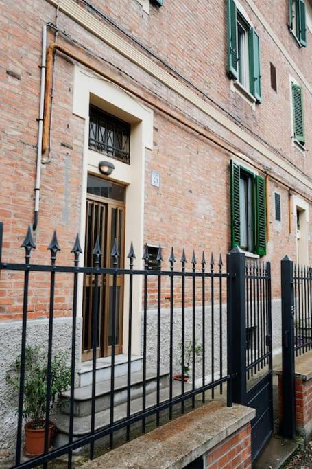 The Attico Chic Urban Free Parking Appartement Bologna Buitenkant foto