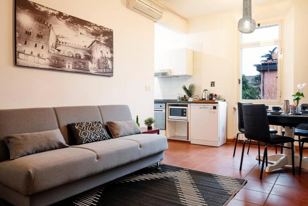 The Attico Chic Urban Free Parking Appartement Bologna Buitenkant foto