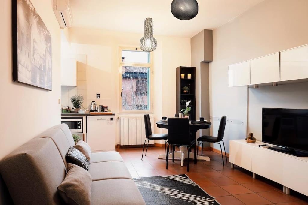 The Attico Chic Urban Free Parking Appartement Bologna Buitenkant foto